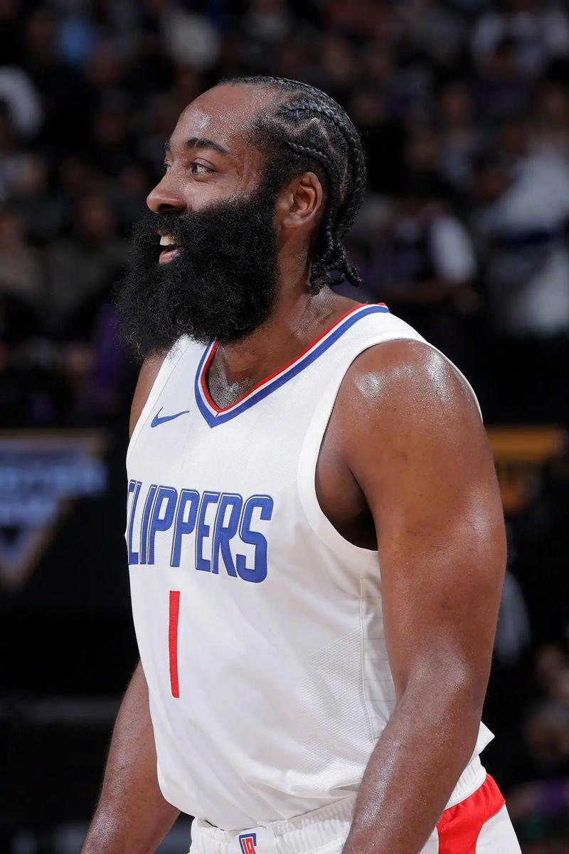 皇马0-2终结对塞尔塔西甲10连胜，此前22次联赛交锋20胜2平（皇马0-2负塞尔塔，西甲对其十连胜止步，近22次联赛交锋20胜2平）