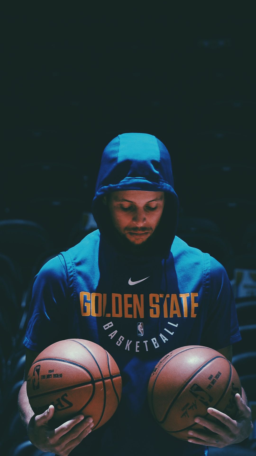 跟队：米兰双雄在为新球场找命名商，目标带来每年超2000万欧收入（队记：米兰双雄为新球场寻冠名合作，目标年收逾2000万欧元）