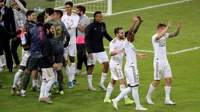 0-0大冷门,英超第4遭英超第14逼平,21岁曼联旧将加纳乔中柱酿苦果（0-0爆冷：英超第4被第14逼平，21岁曼联旧将加纳乔中柱成苦果）