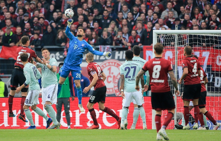 TA分析英格兰队小组赛形势：克罗地亚年龄大、加纳球员有威胁（TA评估英格兰小组赛前景：克罗地亚阵容老化，加纳威胁不小）