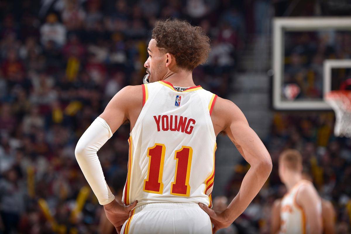 队记：杨瀚森随着比赛的进行越打越舒服，他需要真正上场打球（队记：杨瀚森越战越自如，他亟需获得真正的出场时间）