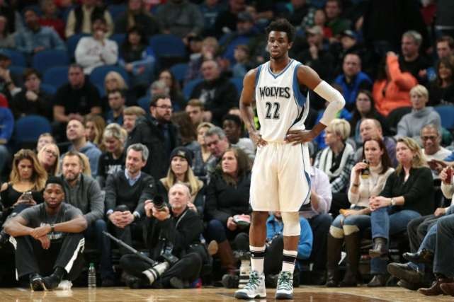 镜报：买安德森要1亿-1.2亿镑，曼联可能通过出售5人筹集资金（镜报：安德森标价1亿至1.2亿英镑，曼联或出售五将筹资）