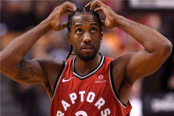 博主：国足选帅名单已上报，竞争主要在邵佳一和李国旭间展开（国足选帅候选名单已上报，邵佳一与李国旭成为主要竞争者）