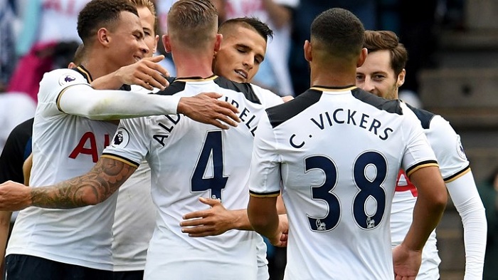 罗马诺：梅努可能在1月离开曼联，那不勒斯对租借他很感兴趣（罗马诺：那不勒斯有意租借梅努，他可能一月离开曼联）