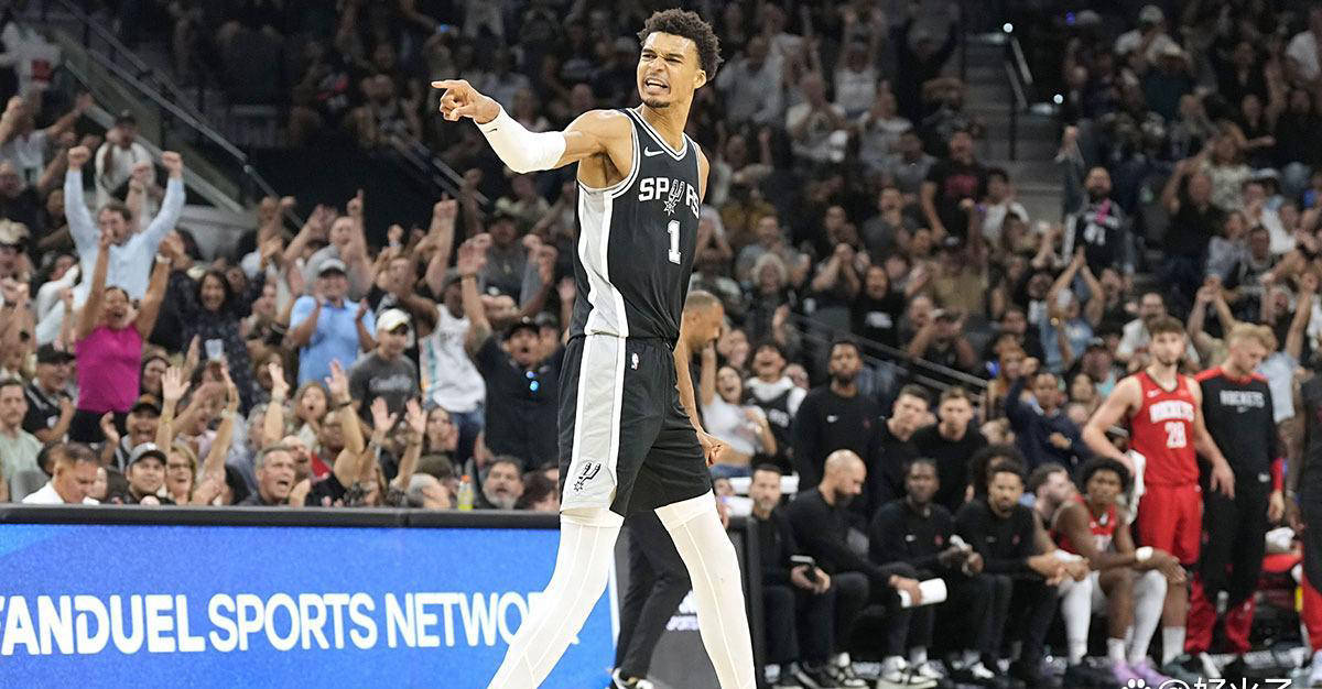 停赛一轮！帕尔马后卫特洛伊洛染红停赛，无缘客战比萨（红牌停赛一场，帕尔马后卫特洛伊洛无缘客场对阵比萨）