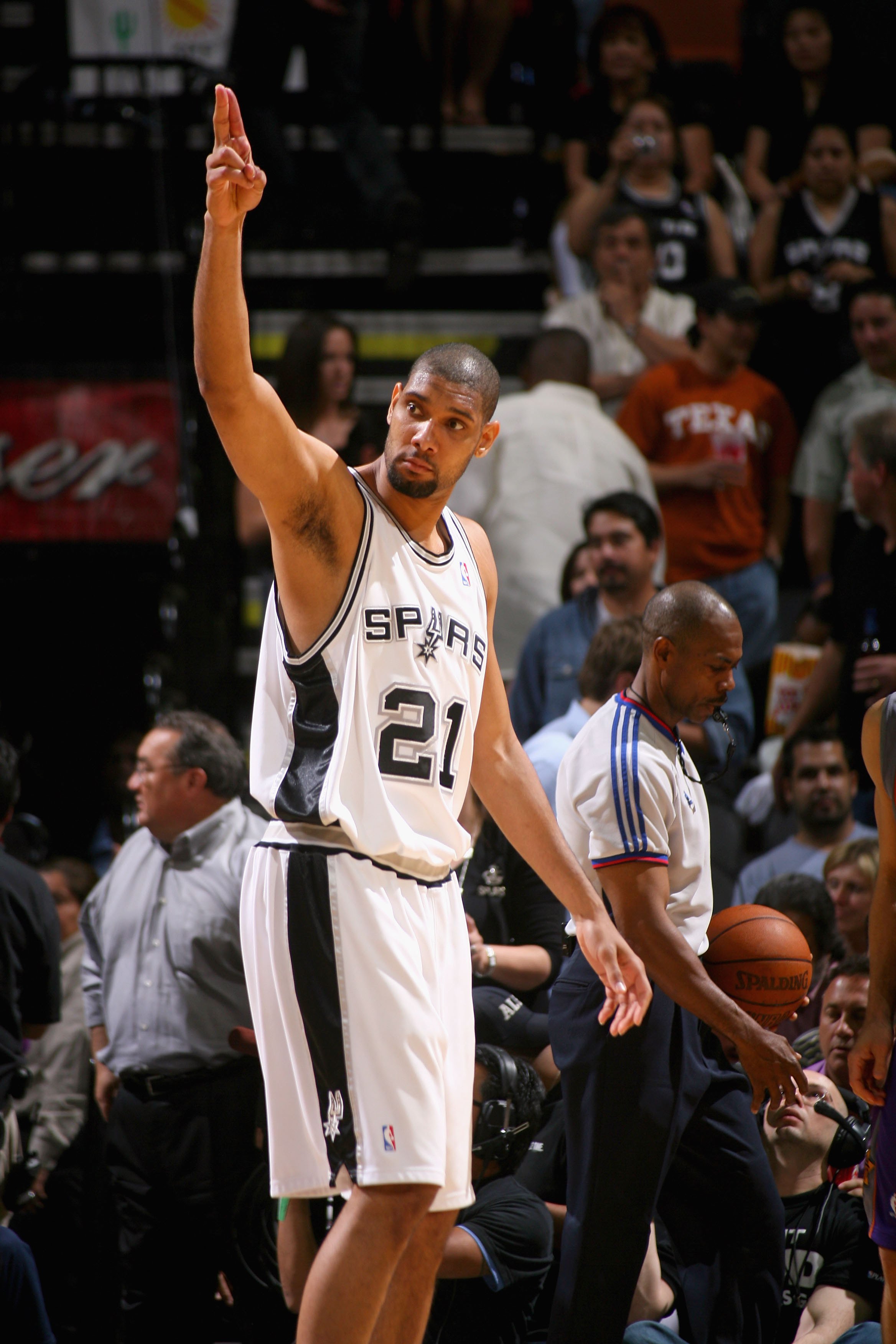 浙江射箭队残特奥会一日勇夺两金（浙江射箭队在残特奥会上单日斩获两金）