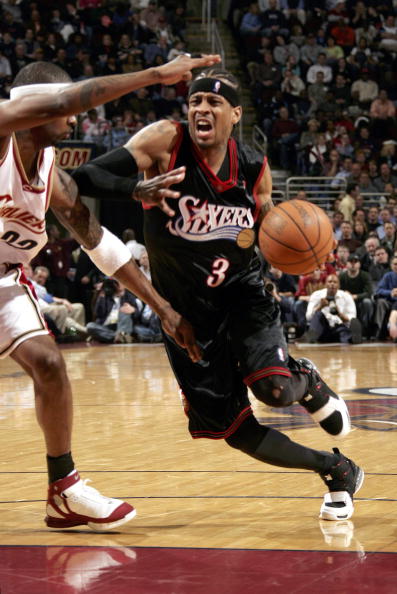 队报盛赞托万：现在他不仅是技术领袖，还是更衣室领袖（队报称赞托万：如今他既是技术核心，也是更衣室领袖）