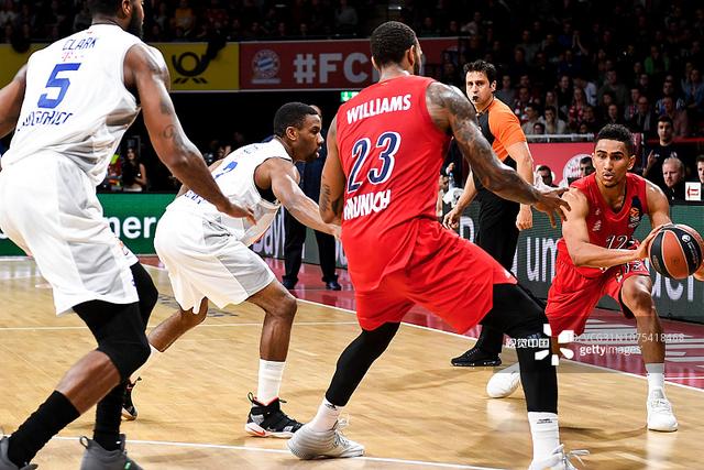 法甲半场：舍瓦利耶神扑，萨利苏进球被吹，巴黎0-0摩纳哥（法甲半场：舍瓦利耶多次救险，萨利苏破门无效，巴黎暂0-0摩纳哥）